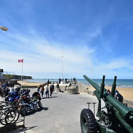 Comfortable Facing The Museum Apartment Arromanches-les-Bains